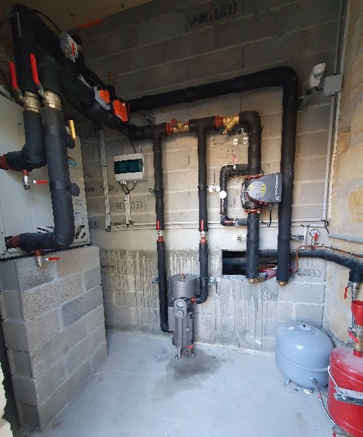 installation fluides suite à la réhabilitation du presbytère de sainte terre en pôle santé